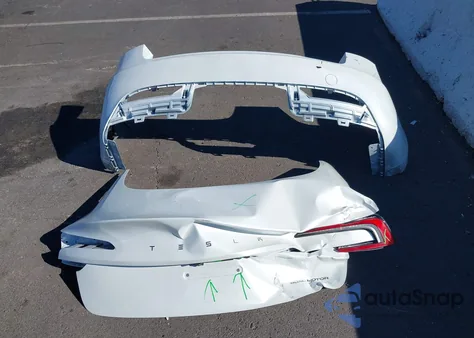 2025 Tesla Model 3 Long Range All-Wheel Drive from USA, damaged, VIN 5YJ3E1EB6SF938863